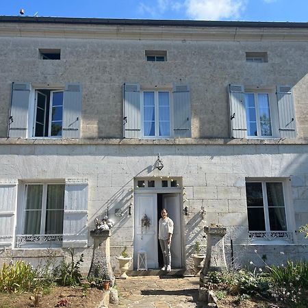 Villa Medicis Брантом Экстерьер фото
